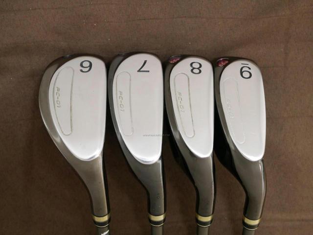 Iron set : PRGR : ชุดเหล็กกระเทย PRGR Egg PC-01 มีเหล็ก 6-9 (4 ชิ้น) ก้านกราไฟต์ Flex R (M-37)