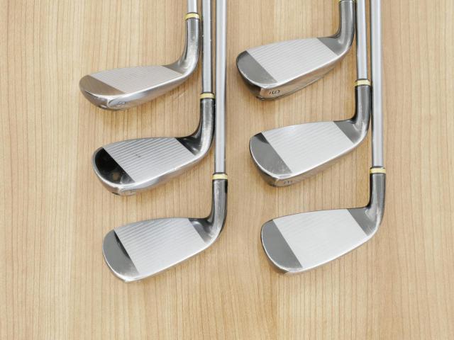 Iron set : PRGR : ชุดเหล็กกระเทย PRGR Super Egg Iron (ปี 2018 ตัวท๊อปสุด หน้าเด้งเกินกฏ ใช้แข่งไม่ได้ ตีไกมลมากๆ) มีเหล็ก 7-Pw,Aw,Sw (6 ชิ้น) ก้านกราไฟต์ Flex R2 (M-35)