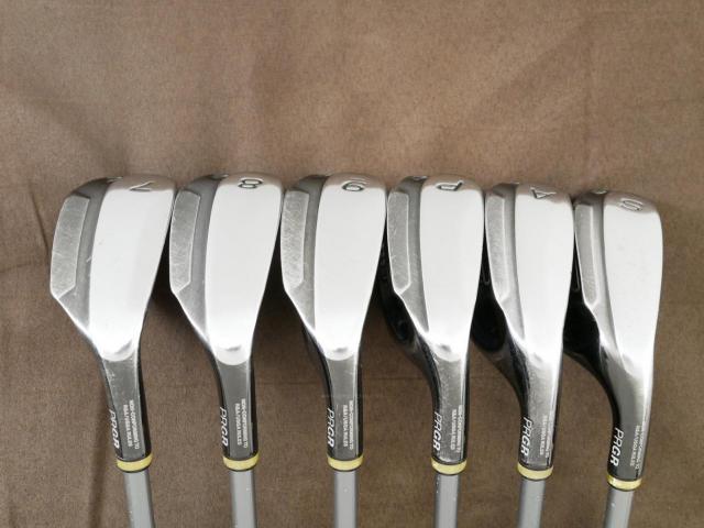 Iron set : PRGR : ชุดเหล็กกระเทย PRGR Super Egg Iron (ปี 2018 ตัวท๊อปสุด หน้าเด้งเกินกฏ ใช้แข่งไม่ได้ ตีไกมลมากๆ) มีเหล็ก 7-Pw,Aw,Sw (6 ชิ้น) ก้านกราไฟต์ Flex R2 (M-35)