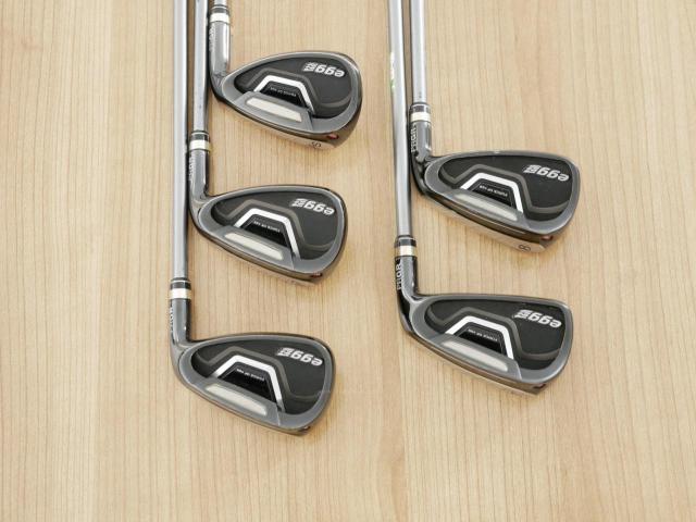 Lady club : All : ชุดเหล็กกระเทย PRGR New Egg Iron (รุ่นปี 2017 ตีง่ายและไกลมาก) มีเหล็ก 7-Pw,As (5 ชิ้น) ก้านกราไฟต์ Flex L (M-30)