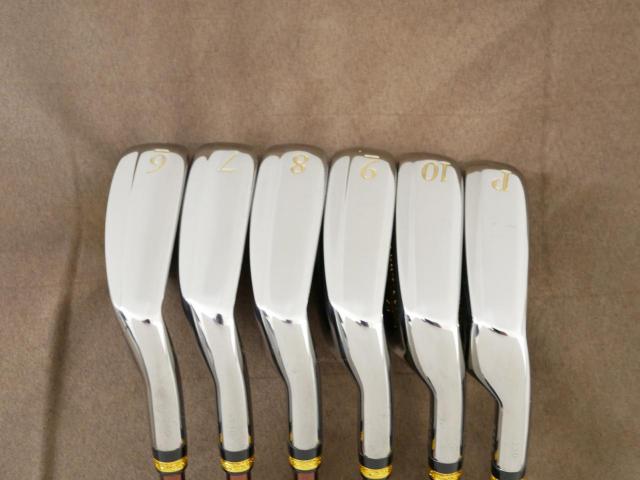 Iron set : Maruman : ชุดเหล็ก Maruman Majesty Prestigio X (รุ่นท๊อปสุด ปี 2020 หน้าเด้ง ตีไกลมาก ของใหม่ 1.2 แสนบาท) มีเหล็ก 6-10,Pw (6 ชิ้น เทียบเท่า 5-Pw) ก้านกราไฟต์ Flex R2