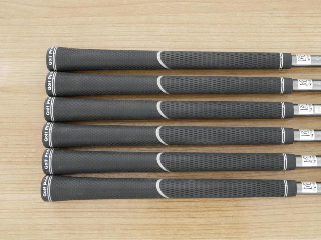 Iron set : Honma : ชุดเหล็ก Honma Tour World TW767 Hx (รุ่นล่าสุด ออกปี 2025 ตีง่าย ไกล) มีเหล็ก 6-Pw,Aw (6 ชิ้น) ก้านกราไฟต์ Honma Vizard EZ-IB 70 Flex R