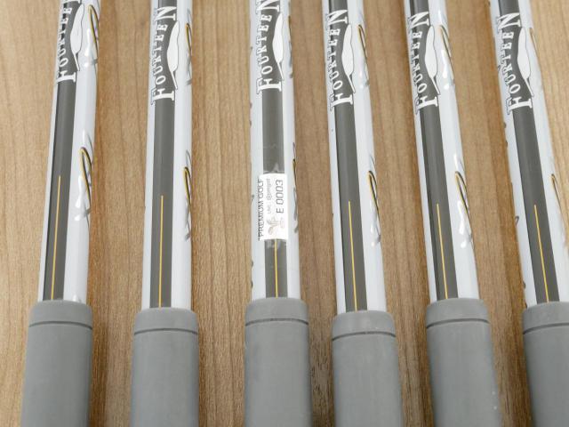 Iron set : Fourteen : ชุดเหล็ก Fourteen TC-404 (ปี 2018 ใบใหญ่ ตีไกลมาก เหล็ก 7 Loft 28) มีเหล็ก 6-Pw,Aw (6 ชิ้น) ก้านกราไฟต์ Flex R