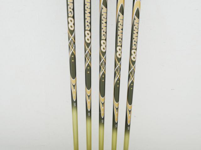 Iron set : Honma : ชุดเหล็ก Honma Beres IS-05 Forged (ปี 2017) มีเหล็ก 6-10 (5 ชิ้น ) ก้าน ARMRQ ∞ (48) Flex SR (2 ดาว)