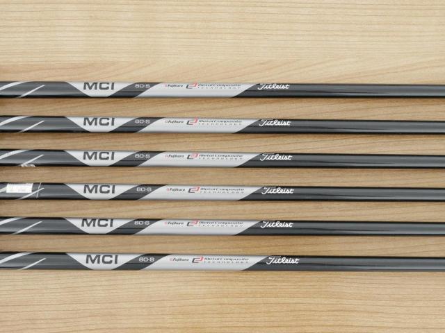 Iron set : Titleist : ชุดเหล็ก Titleist AP1 718 (ออกปี 2018) มีเหล็ก 5-Pw (6 ชิ้น) ก้านกราไฟต์ Fujikura MCI 60 Flex S