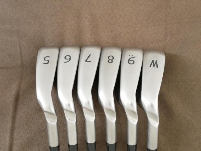 Iron set : Ping : ชุดเหล็ก Ping G (ปี 2016) มีเหล็ก 5-Pw (6 ชิ้น) ก้านเหล็ก Ping AWT 2.0 LITE Flex S