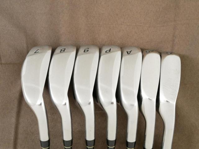 Iron set : Tsuruya : ชุดเหล็ก Tsuruya AXEL XP MM (หน้าเด้ง เบา อ่อน เหมาะกับซีเนียร์) มีเหล็ก 7-Pw,Aw,As,Sw (7 ชิ้น) ก้านกราไฟต์ Flex R