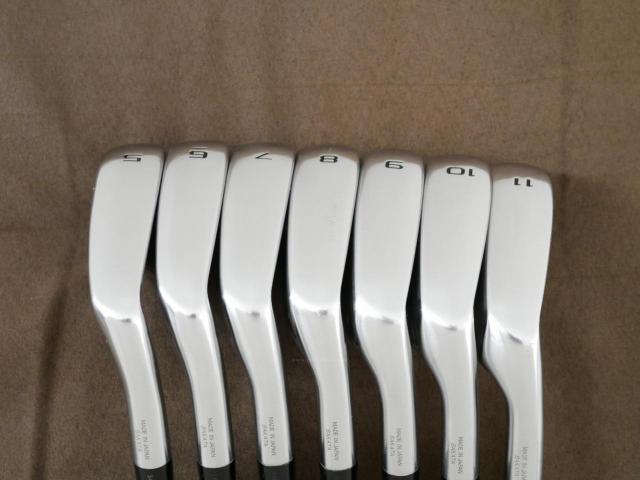 Iron set : Honma : ชุดเหล็ก Honma Tour World TR21X (ออกปี 2021 ตีง่าย ไกล) มีเหล็ก 5-11 (7 ชิ้น) ก้านกราไฟต์ Honma Vizard TR20-65 Flex R