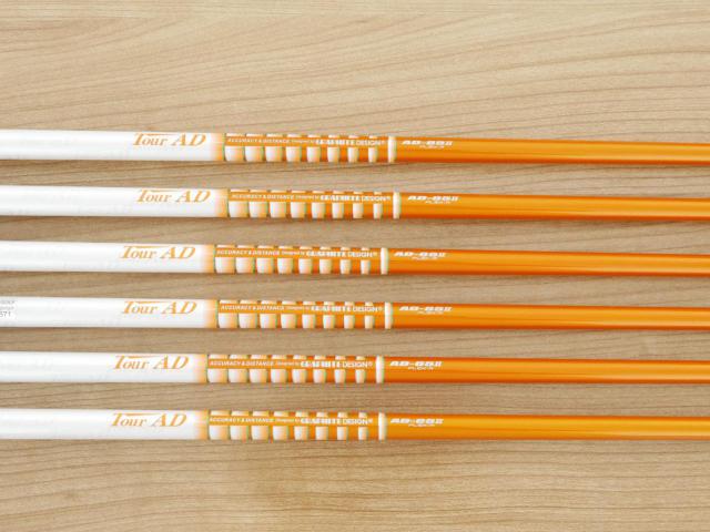 Iron set : Titleist : ชุดเหล็ก Titleist VG3 Type D Forged (ปี 2017 Japan Spec. ตีง่ายและไกลที่สุดของ Titleist) มีเหล็ก 5-Pw (6 ชิ้น) ก้านกราไฟต์ Tour AD AD-65 II Flex R