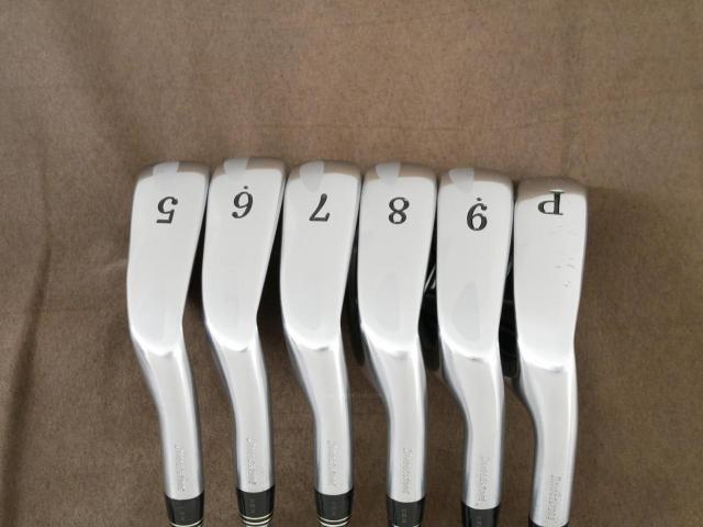 Iron set : Tourstage : ชุดเหล็ก Tourstage PHYZ Forged (ซีรี่ย์ท๊อป นุ่มไกล) มีเหล็ก 5-Pw (6 ชิ้น) ก้านเหล็ก NS Pro 900 Flex S