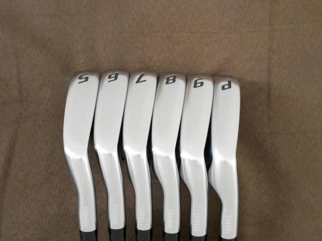 Iron set : Yamaha : ชุดเหล็ก Yamaha RMX Forged (ปี 2022 นุ่มมากๆ) มีเหล็ก 5-Pw (6 ชิ้น) ก้านเหล็ก NS Pro 950 Flex R