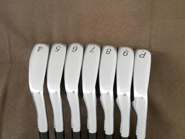 Iron set : PRGR : ชุดเหล็ก PRGR RS Forged (นุ่มมากๆ) มีเหล็ก 4-Pw (7 ชิ้น) ก้านเหล็ก NS Pro 85 Flex SR (M-40)
