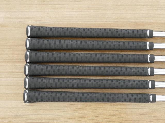 Iron set : Ping : ชุดเหล็ก Ping G700 (ปี 2019 Japan Spec. ใบใหญ่ ง่ายที่สุด ไกลที่สุดของ Ping) มีเหล็ก 6-Pw,Aw (6 ชิ้น) ก้านเหล็ก NS Pro 950 Flex R