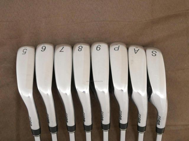 Iron set : PRGR : ชุดเหล็ก PRGR RS Red (รุ่นปี 2020 หน้าเด้ง ตีไกลมาก) มีเหล็ก 5-Pw,Aw,Sw (8 ชิ้น) ก้านเหล็ก NS Pro 80 Flex SR (M-40)