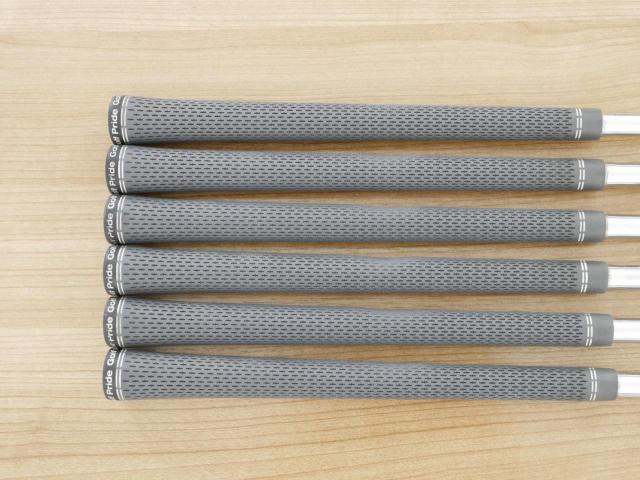 Iron set : Taylormade : ชุดเหล็ก Taylormade P770 Forged (รุ่นปี 2023 นุ่ม แน่น)  มีเหล็ก 5-Pw (6 ชิ้น) ก้านเหล็ก Dynamic Gold EX Weight Lock Tour Issue S200