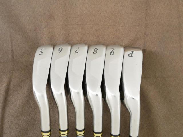 Iron set : XXIO : ชุดเหล็ก XXIO 7 (ตีง่ายมาก ไกล) มีเหล็ก 5-Pw (6 ชิ้น) ก้านกราไฟต์ MP-700 Flex S