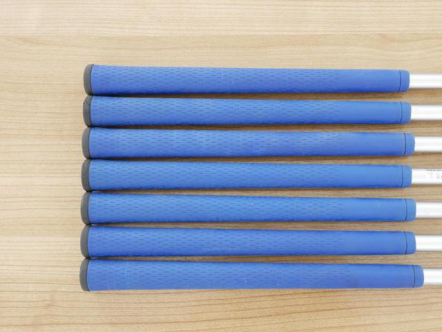 Iron set : Fourteen : ชุดเหล็ก Fourteen PC-555 (ตีง่าย ไกล) มีเหล็ก 5-Pw,Aw (7 ชิ้น) ก้านกราไฟต์ Flex S