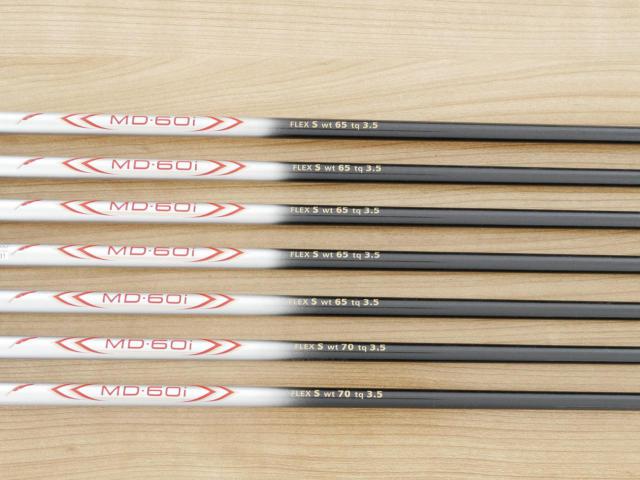 Iron set : Fourteen : ชุดเหล็ก Fourteen PC-555 (ตีง่าย ไกล) มีเหล็ก 5-Pw,Aw (7 ชิ้น) ก้านกราไฟต์ Flex S