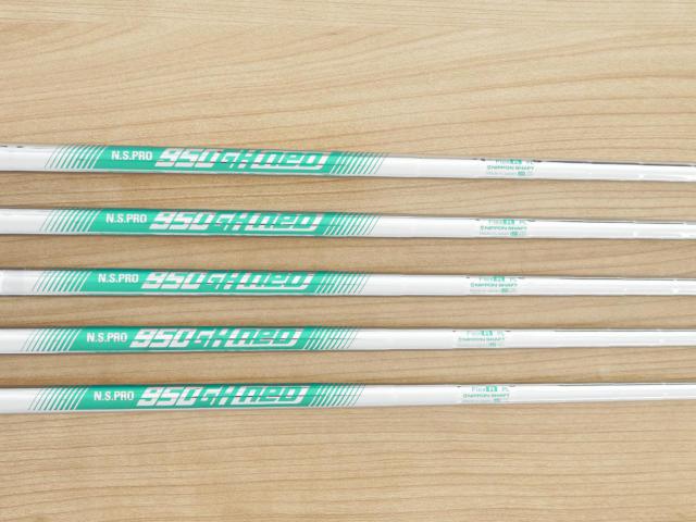 Iron set : Callaway : **ของใหม่ ยังไม่แกะพลาสติก** ชุดเหล็ก Callaway ELYTE (รุ่นล่าสุด ออกปี 2025 ตีง่ายมาก ไกล Japan Spec.) มีเหล็ก 6-Pw (5 ชิ้น) ก้านเหล็ก NS Pro 950 NEO Flex R