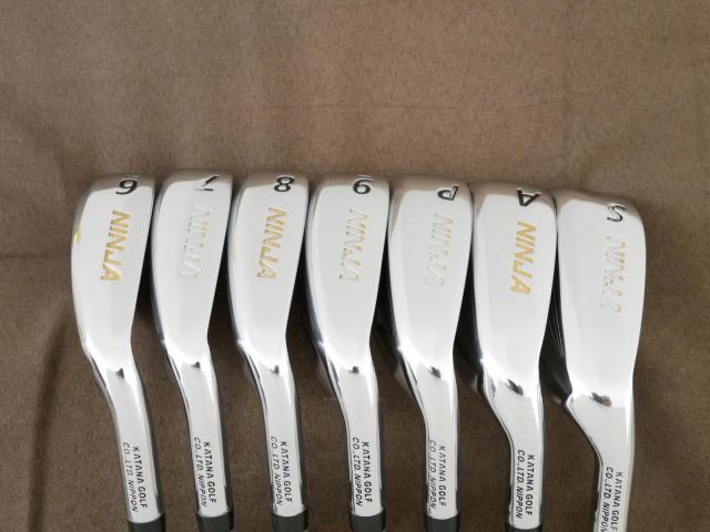 Iron set : Katana : ชุดเหล็ก Katana NINJA Hybrid Iron (รุ่นปี 2021 หน้าเด้ง ตีไกลมาก) มีเหล็ก 6-Pw,Aw,Sw (7 ชิ้น) ก้านกราไฟต์ Flex SR