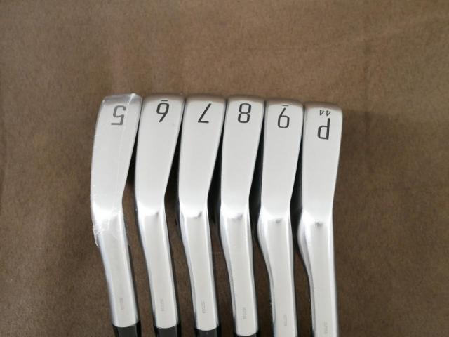 Iron set : Titleist : ชุดเหล็ก Titleist T150 Forged (ออกปี 2023 นุ่ม แน่น คม) มีเหล็ก 5-Pw (6 ชิ้น) ก้านเหล็ก Dynamic Gold EX Weight Lock Tour Issue S200