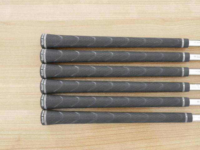 Iron set : Mizuno : ชุดเหล็ก Mizuno Pro 241 Forged (ปี 2024 นุ่ม แน่น ระยะดี) มีเหล็ก 5-Pw (6 ชิ้น) ก้านเหล็ก Dynamic Gold S200