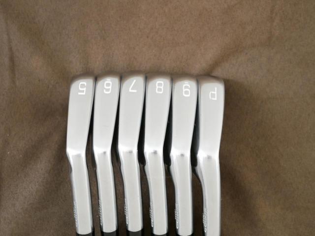 Iron set : Mizuno : ชุดเหล็ก Mizuno Pro 241 Forged (ปี 2024 นุ่ม แน่น ระยะดี) มีเหล็ก 5-Pw (6 ชิ้น) ก้านเหล็ก Dynamic Gold S200