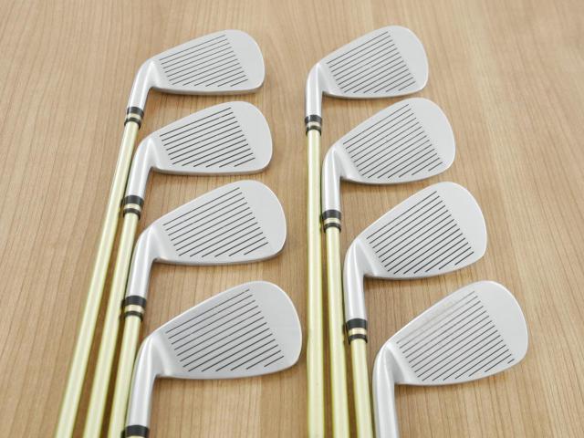 Iron set : Honma : ชุดเหล็ก Honma Beres IS-05 Forged (ปี 2017) มีเหล็ก 6-11,Aw,Sw (8 ชิ้น ระยะเทียบเท่า 5-Pw,Aw,Sw ของรุ่นอื่นๆ) ก้าน ARMRQ ∞ (48) Flex R (2 ดาว)