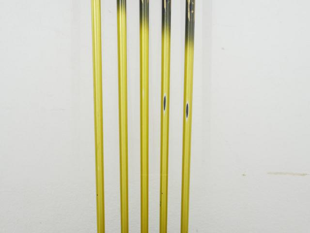 Iron set : Honma : **ก้าน 3 ดาว** ชุดเหล็ก Honma Beres A-Spec II (รุ่นปี 2021 ตีง่าย ไกล) มีเหล็ก 7-11 (5 ชิ้น ) ก้าน ARMRQ A-Spec (47) Flex R (3 ดาว)