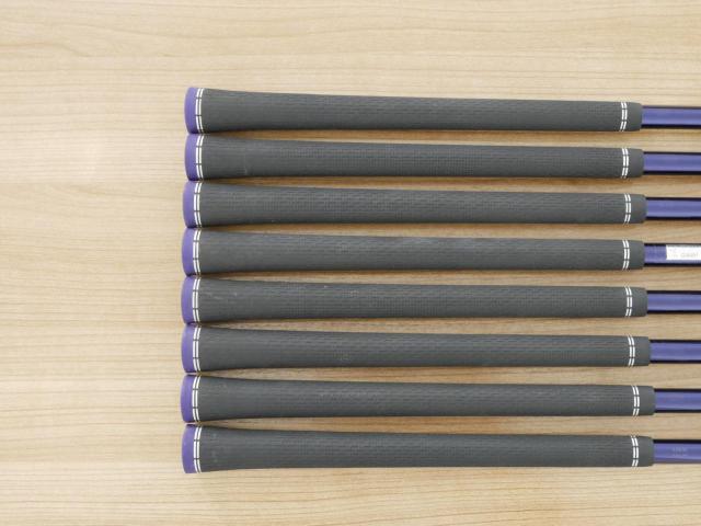 Iron set : Mizuno : ชุดเหล็ก Mizuno JPX EIII SV Titanium (ตัวท้อป ใบใหญ่ที่สุดของ Mizuno ตีง่ายมาก หน้าเด้ง ตีไกล) มีเหล็ก 5-Pw,Aw,Sw (8 ชิ้น) ก้านกราไฟต์ Flex SR