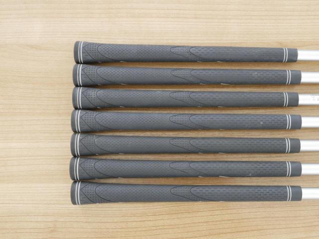 Iron set : Katana : ชุดเหล็ก Katana Sword Sniper Seven (ใบใหญ่ ตีง่าย ไกล) มีเหล็ก 6-Pw,Aw,Sw (7 ชิ้น) ก้านกราไฟต์ Fujikura Speeder 588 Flex R