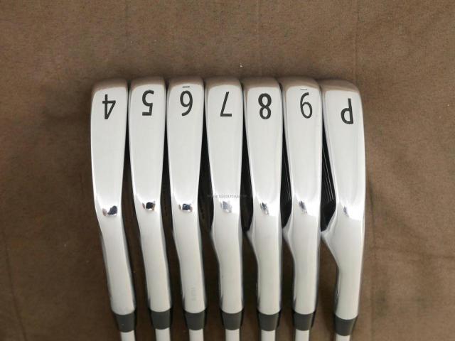Iron set : Titleist : ชุดเหล็ก Titleist 718 MB Forged (ออกปี 2018) มีเหล็ก 4-Pw (7 ชิ้น) ก้านเหล็ก Project X 5.5 Flex S