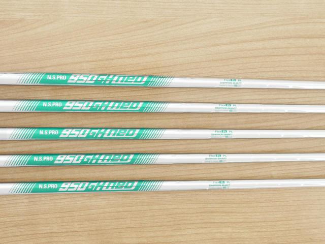 Iron set : Callaway : **ของใหม่ ยังไม่แกะพลาสติก** ชุดเหล็ก Callaway ELYTE (ออกปี 2025 ตีง่ายมาก ไกล Japan Spec.) มีเหล็ก 6-Pw (5 ชิ้น) ก้านเหล็ก NS Pro 950 NEO Flex R