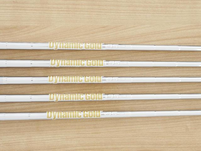 Iron set : Ping : ชุดเหล็ก Ping i240 (รุ่นล่าสุด ออกปี 2025) มีเหล็ก 6-Pw (5 ชิ้น) ก้านเหล็ก Dynamic Gold 95 S200
