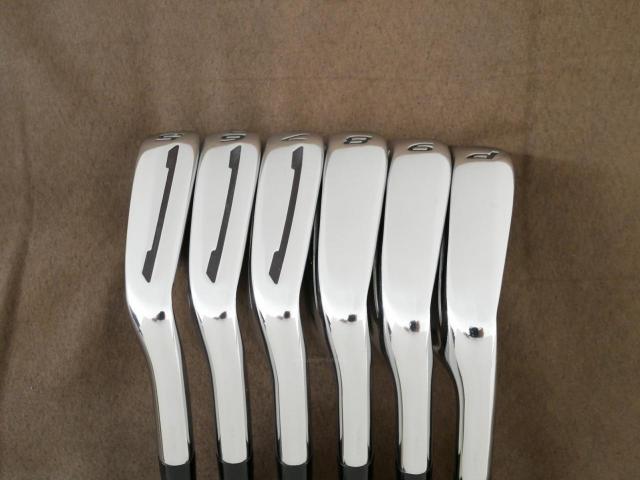 Iron set : Taylormade : ชุดเหล็ก Taylormade SLDR มีเหล็ก 5-Pw (6 ชิ้น) ก้านเหล็ก NS Pro 930 Flex R