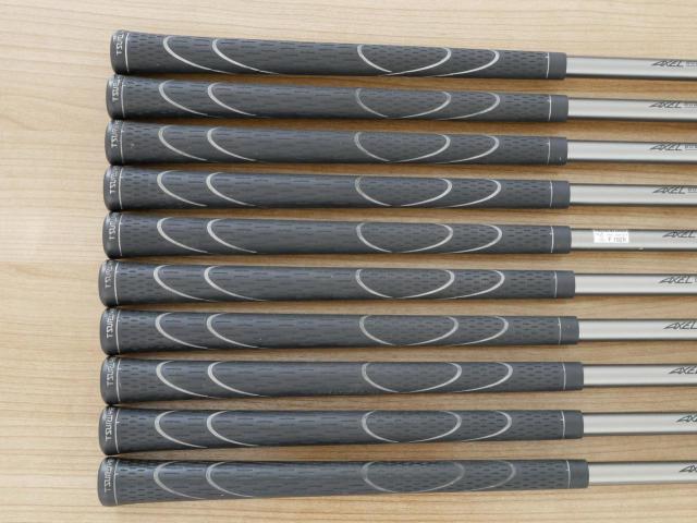 Iron set : Tsuruya : ชุดเหล็ก Tsuruya AXEL Dual Impact HM (หน้าเด้ง) มีเหล็ก 4-Pw,Aw,As,Sw (10 ชิ้น) ก้านกราไฟต์ FLex R
