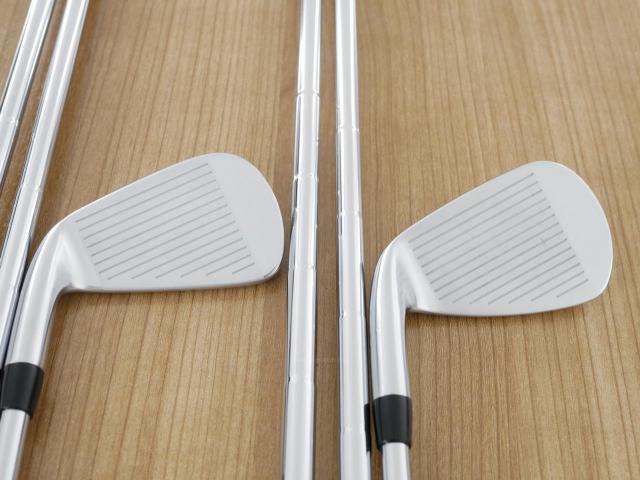 Iron set : Titleist : ชุดเหล็ก Titleist T200 Forged (รุ่นปี 2022 Japan Spec) มีเหล็ก 5-Pw (6 ชิ้น) ก้านเหล็ก AMT Tour White S200