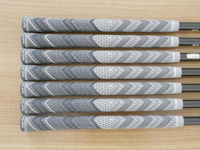 Iron set : Titleist : ชุดเหล็ก Titleist T400 (ตีง่ายที่สุด ไกลที่สุด ออกปี 2020) มีเหล็ก 6-Pw,43,49 (7 ชิ้น) ก้านกราไฟต์ Mitsubishi TENSEI 50 Flex R