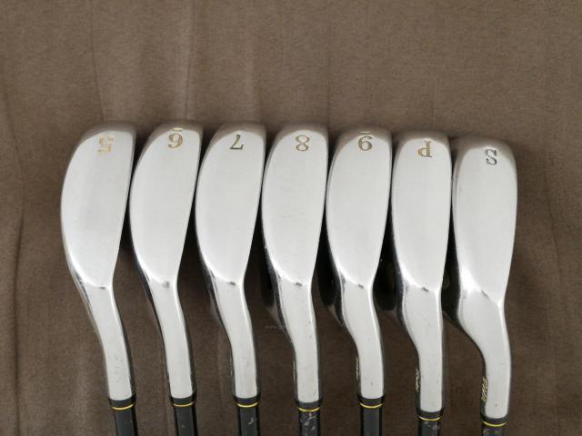 Iron set : Other Brand : ชุดเหล็ก ENA HIOU (เบามากๆ หน้าเด้ง เหมาะกับซีเนียร์) มีเหล็ก 5-Pw,Sw (7 ชิ้น) ก้านกราไฟต์ Flex R