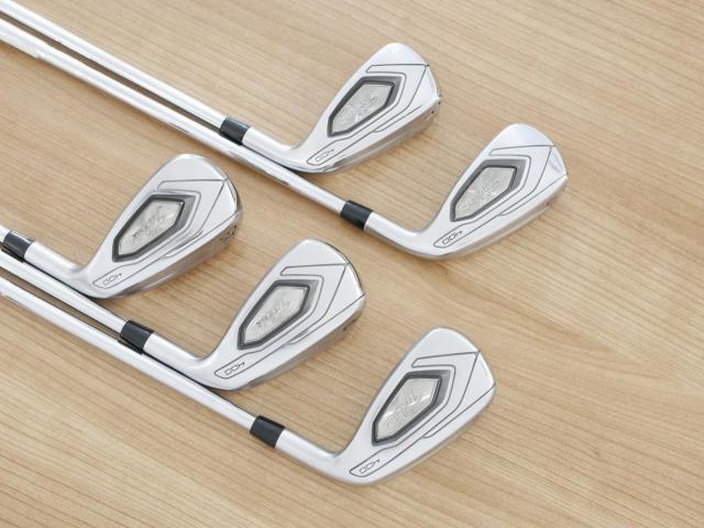 Iron set : Titleist : ชุดเหล็ก Titleist T400 (ตีง่ายที่สุด ไกลที่สุด ออกปี 2020) มีเหล็ก 7-Pw,43 (5 ชิ้น) ก้านเหล็ก NS Pro 950 NEO Flex S