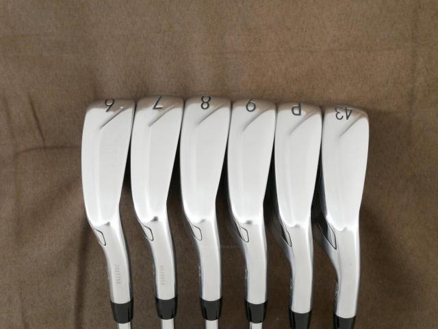 Iron set : Titleist : ชุดเหล็ก Titleist T400 (ออกปี 2023 ตีง่ายที่สุด ไกลที่สุด) มีเหล็ก 6-Pw,43 (6 ชิ้น) ก้านเหล็ก NS Pro 880 AMC Flex S