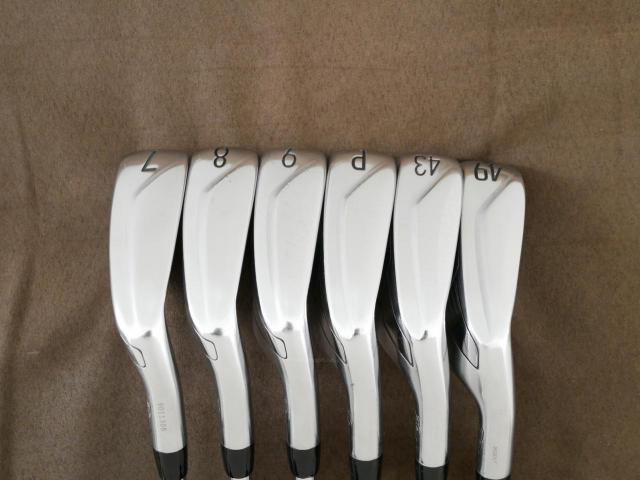 Iron set : Titleist : ชุดเหล็ก Titleist T400 (ออกปี 2023 ตีง่ายที่สุด ไกลที่สุด) มีเหล็ก 7-Pw,43,49 (6 ชิ้น) ก้านเหล็ก NS Pro 880 AMC Flex S