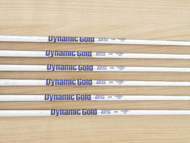 Iron set : Taylormade : ชุดเหล็ก Taylormade P790 (ตัวท้อปสุด ปี 2022 Japan Spec.) มีเหล็ก 5-Pw (6 ชิ้น) ก้านเหล็ก Dynamic Gold 85 VSS Pro S200