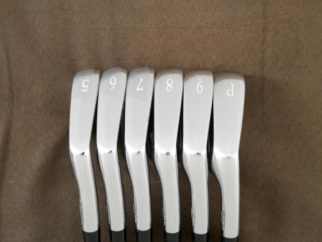 Iron set : Mizuno : ชุดเหล็ก Mizuno Pro 518 Forged (รุ่นปี 2019 นุ่มมาก) มีเหล็ก 5-Pw (6 ชิ้น) ก้านเหล็ก Dynamic Gold CPT S200
