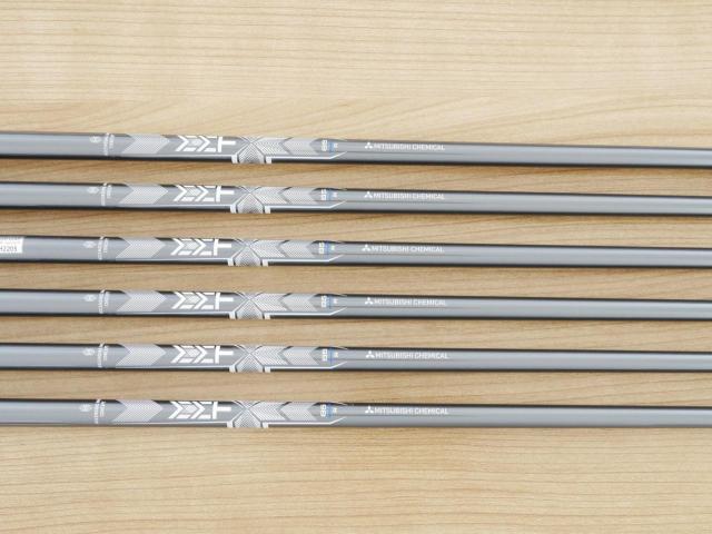 Iron set : Titleist : ชุดเหล็ก Titleist T250 Forged (รุ่นล่าสุด ออกปี 2025 Japan Spec) มีเหล็ก 6-Pw,48 (6 ชิ้น) ก้านกราไฟต์ Mitsubishi MMT 85 Flex R