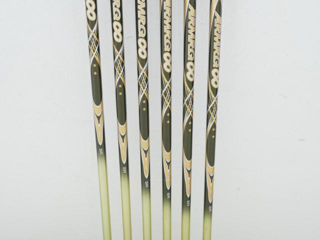 Iron set : Honma : ชุดเหล็ก Honma Beres IS-05 Forged (ปี 2017) มีเหล็ก 6-11 (6 ชิ้น ระยะเทียบเท่า 5-Pw ของรุ่นอื่นๆ) ก้าน ARMRQ ∞ (48) Flex SR (2 ดาว)