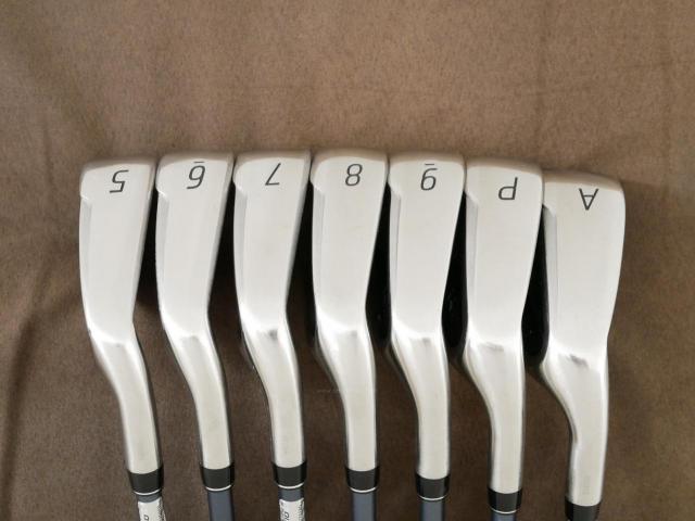 Iron set : XXIO : ชุดเหล็ก XXIO 14 (รุ่นล่าสุด ออกปี 2026 ตีง่าย ไกล) มีเหล็ก 5-Pw,Aw (7 ชิ้น) ก้านกราไฟต์ XXIO MP-1400 Flex SR