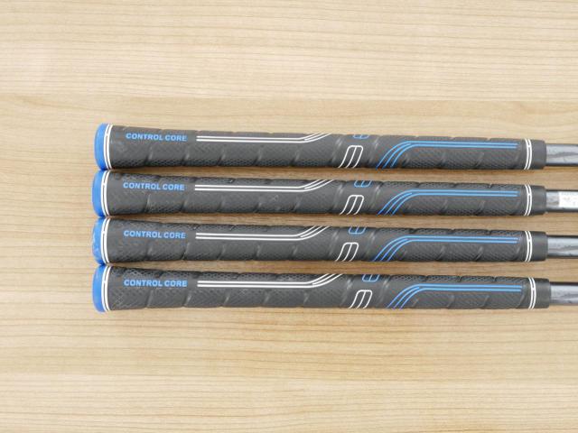 Iron set : Tsuruya : ชุดเหล็ก Tsuruya AXEL Gold Premium V (ออกปี 2023 ของใหม่ 7 หมื่นกว่าบาท หน้าเด้งสุดๆ ไกลสุดๆๆ) มีเหล็ก 7-Pw (4 ชิ้น) ก้านกราไฟต์ Flex R