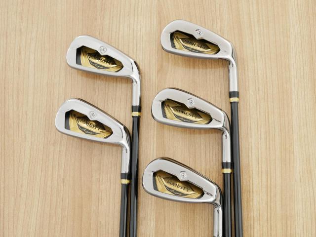 Iron set : Maruman : ชุดเหล็ก Maruman Majesty Royale (รุ่นท๊อปสุด ปี 2021 ของใหม่ 8 หมื่นบาท) มีเหล็ก 7-10,Pw (5 ชิ้น เบอร์ 6 ตีระยะเท่าเบอร์ 5 ของรุ่นอื่น) ก้านกราไฟต์ Flex R2