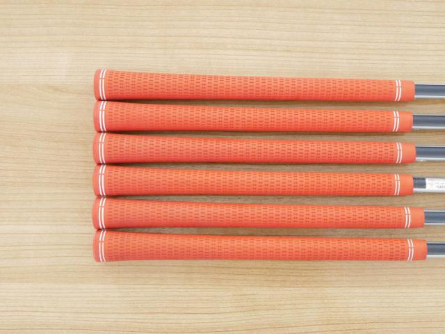 Iron set : Katana : ชุดเหล็ก Katana Voltio III LC (ใบใหญ่ หน้าเด้ง ง่าย ไกล) มีเหล็ก 5-Pw (6 ชิ้น) ก้าน Tour AD VT-5 Flex R
